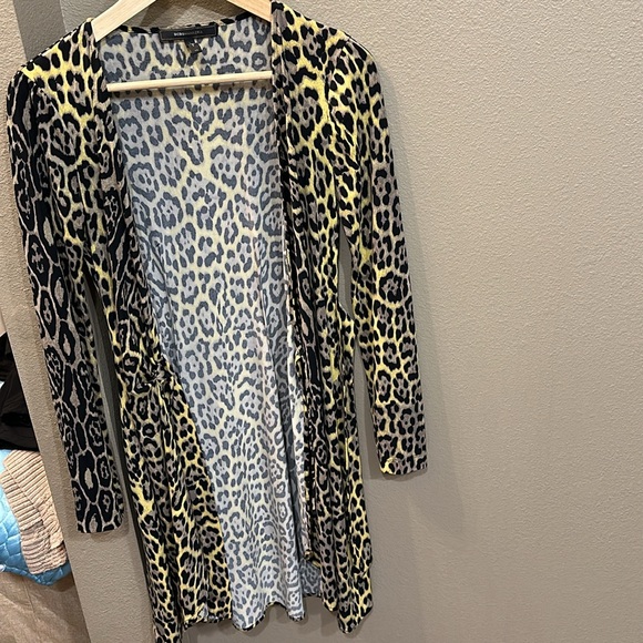Bcbgmaxazria wrap leopard dress size xs good use! - Picture 6 of 10